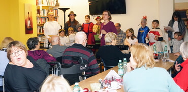 Weihnachts-Café mit Musical-Flair im Gartenhof